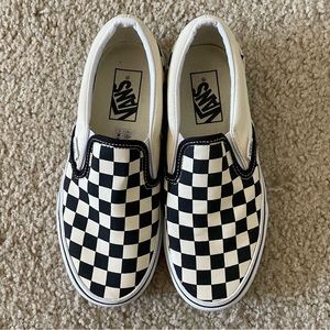 COPY - Vans Checkered Slip On Women’s 6